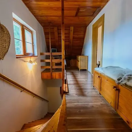 Vakantiehuis Family House With Free Parking In Quiet Area Brandýs nad Labem-Stará Boleslav